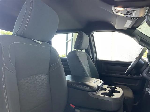 2026 Ram 2500 Black Express Crew Cab 4x4 6'4" Box