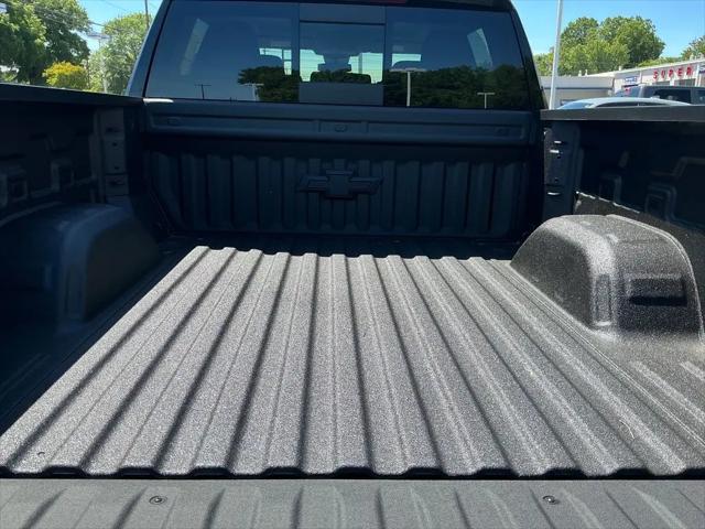 2026 Chevrolet Silverado 1500 4WD Crew Cab Short Bed RST