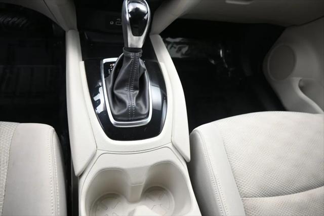 2020 Nissan Rogue Sport SV FWD Xtronic CVT