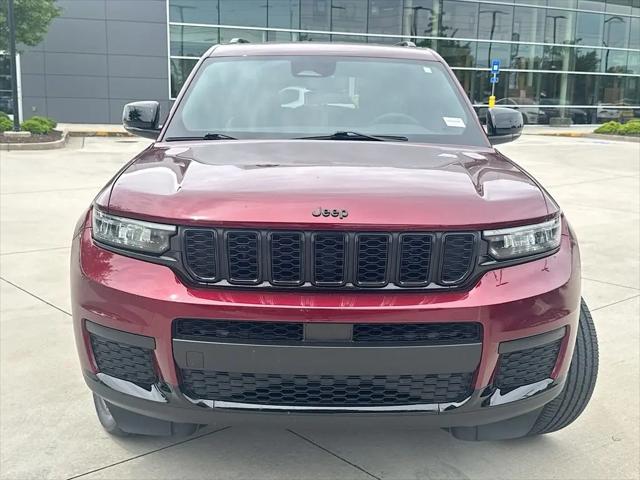 2025 Jeep Grand Cherokee L Altitude 4x2
