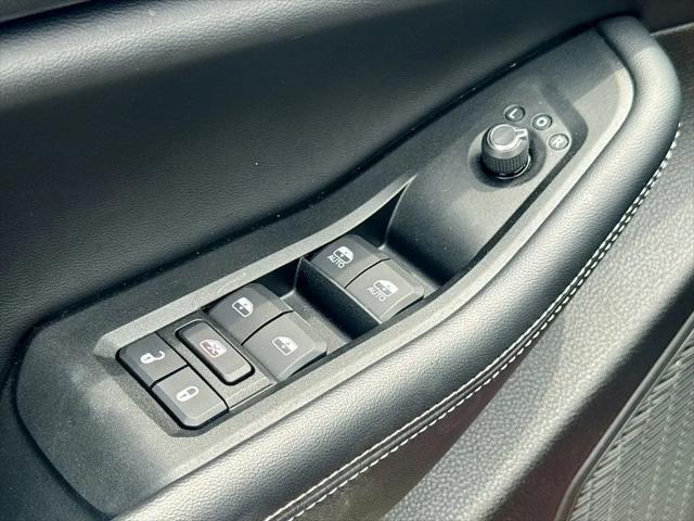2025 Jeep Grand Cherokee L Altitude 4x2
