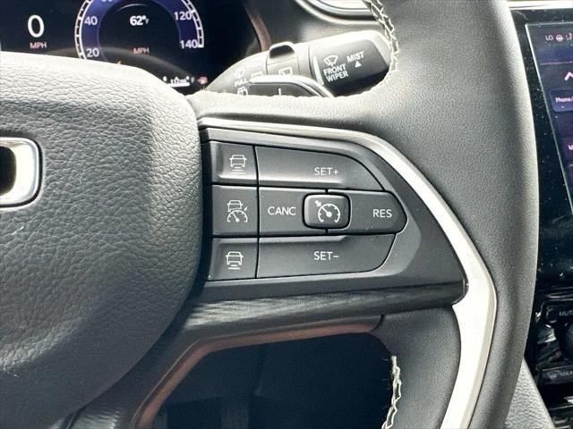 2025 Jeep Grand Cherokee L Altitude 4x2