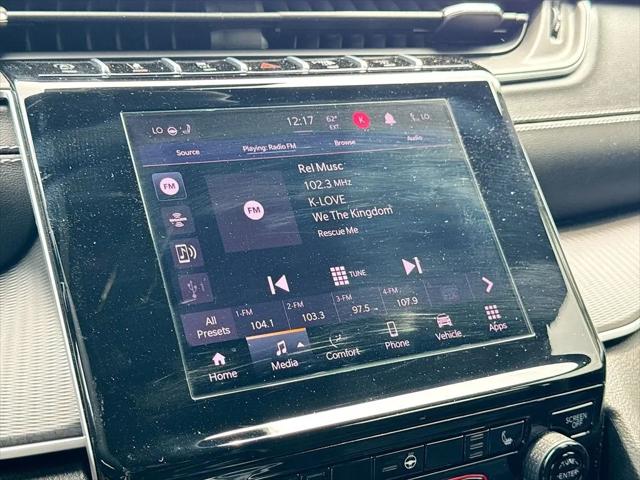 2025 Jeep Grand Cherokee L Altitude 4x2