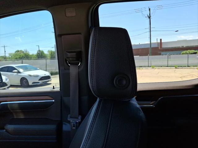 2023 GMC Sierra 1500 4WD Crew Cab Short Box Denali