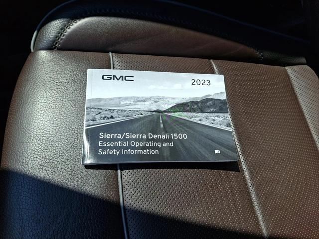 2023 GMC Sierra 1500 4WD Crew Cab Short Box Denali