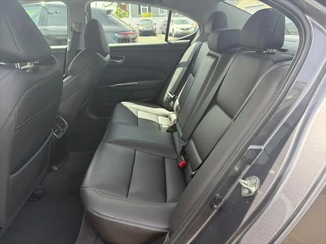 2019 Acura TLX Standard