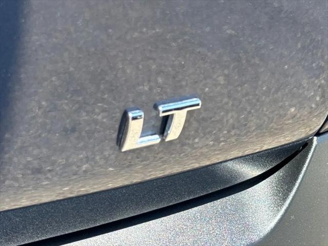 2022 Chevrolet Traverse FWD LT Leather
