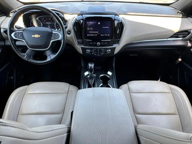 2022 Chevrolet Traverse FWD LT Leather