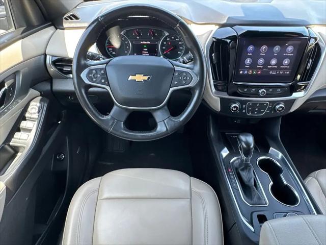2022 Chevrolet Traverse FWD LT Leather