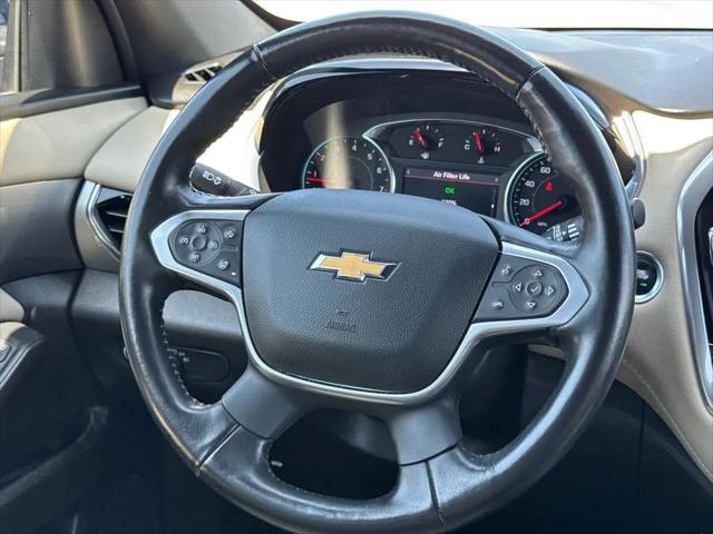 2022 Chevrolet Traverse FWD LT Leather