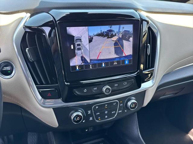 2022 Chevrolet Traverse FWD LT Leather