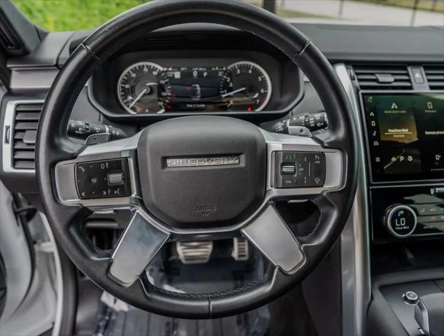 2023 Land Rover Discovery P300 S R-Dynamic