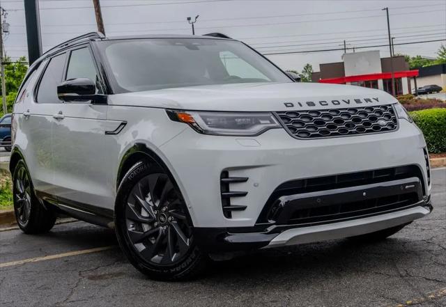 2023 Land Rover Discovery P300 S R-Dynamic