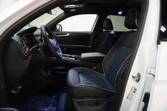 2026 Volkswagen Atlas Cross Sport SEL Premium R-Line
