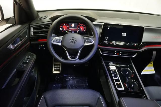 2026 Volkswagen Atlas Cross Sport SEL Premium R-Line