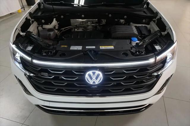 2026 Volkswagen Atlas Cross Sport SEL Premium R-Line