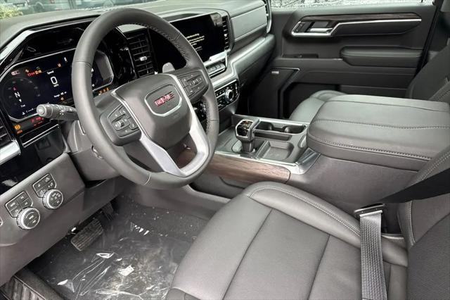 2026 GMC Sierra 1500 Crew Cab, Standard Bed, SLT, 4WD