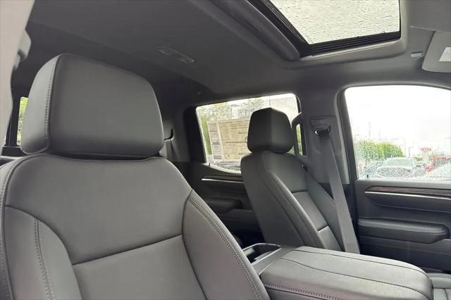 2026 GMC Sierra 1500 Crew Cab, Standard Bed, SLT, 4WD