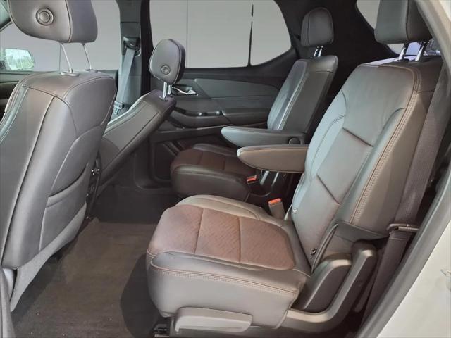 2023 Chevrolet Traverse FWD High Country