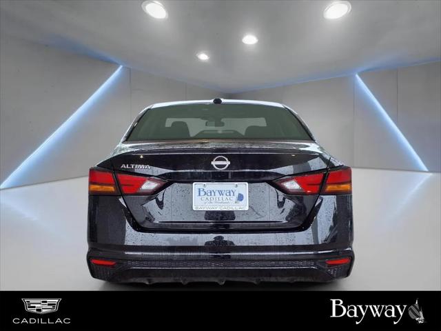 2025 Nissan Altima SV FWD