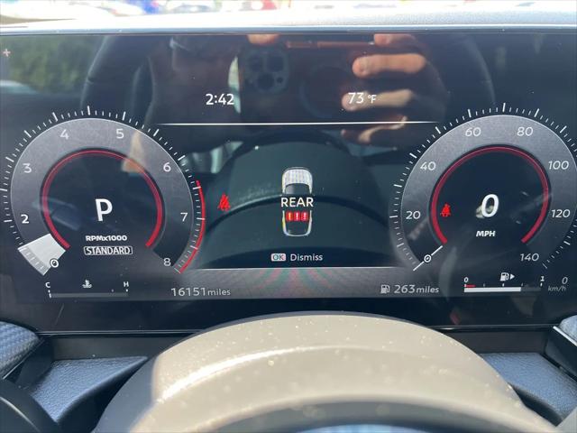 2025 Nissan Kicks SR FWD