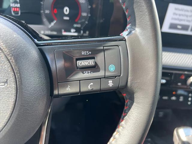 2025 Nissan Kicks SR FWD