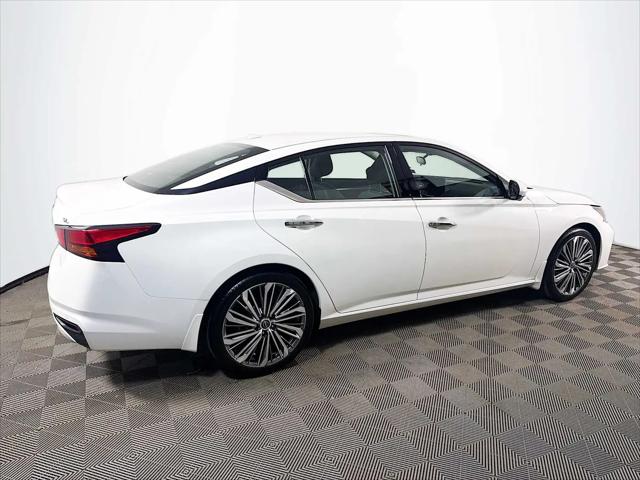 2025 Nissan Altima SL FWD