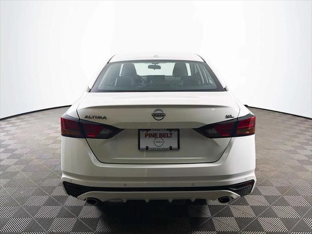 2025 Nissan Altima SL FWD
