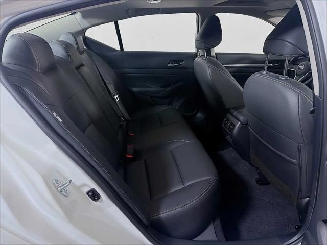 2025 Nissan Altima SL FWD