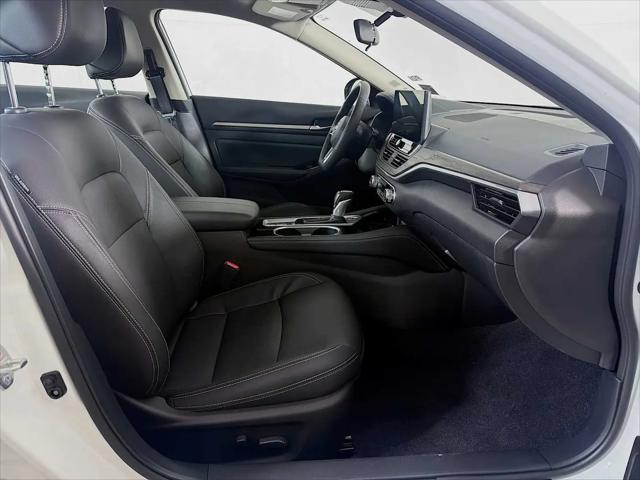2025 Nissan Altima SL FWD