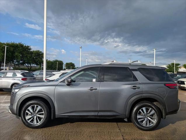 2024 Nissan Pathfinder SL FWD