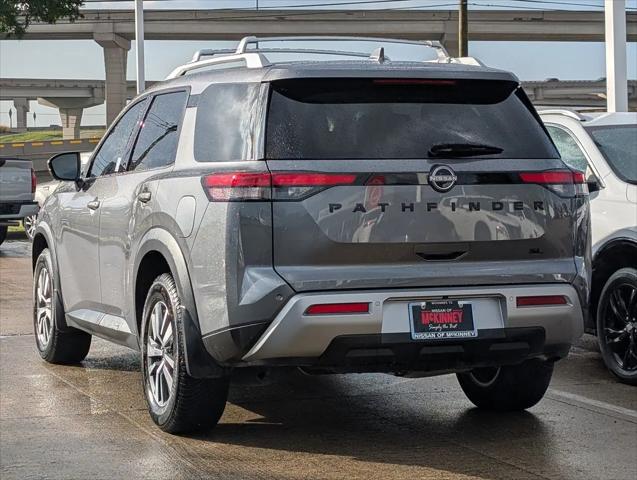 2024 Nissan Pathfinder SL FWD