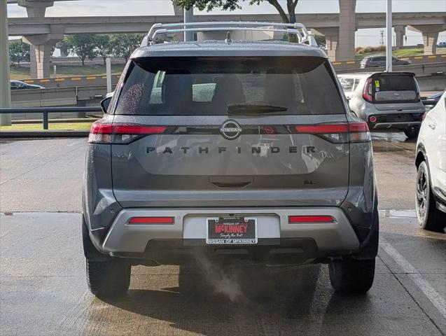 2024 Nissan Pathfinder SL FWD