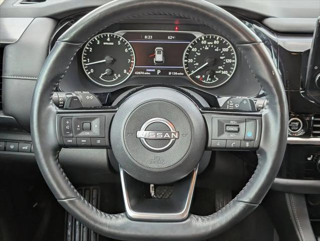 2024 Nissan Pathfinder SL FWD