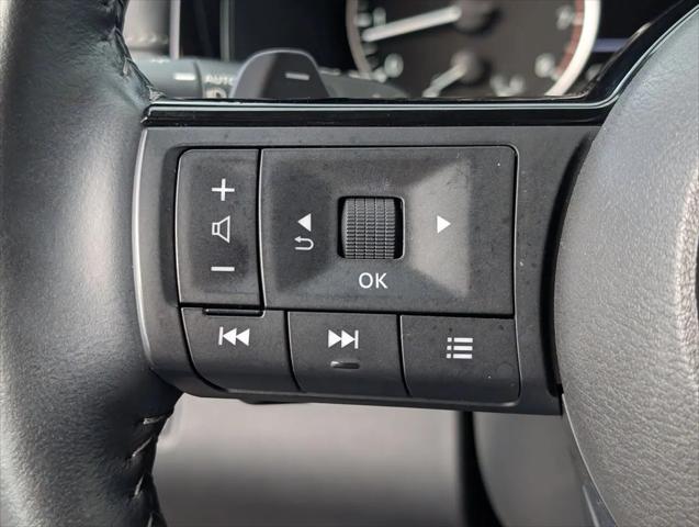 2024 Nissan Pathfinder SL FWD