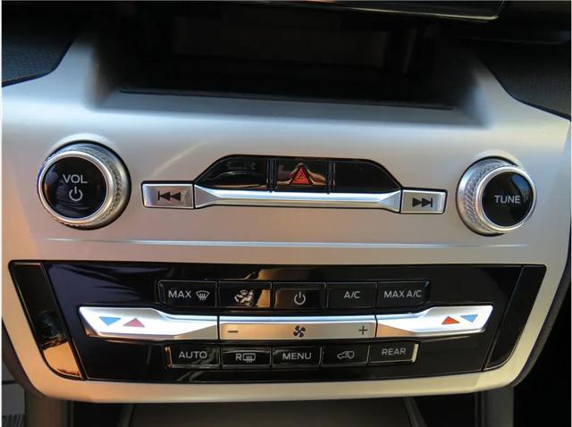 2022 Ford Explorer Base