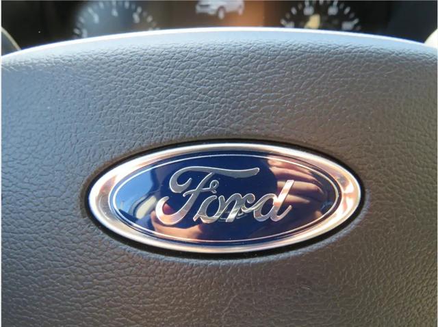 2022 Ford Explorer Base
