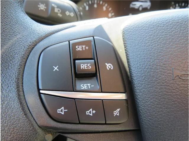 2022 Ford Explorer Base