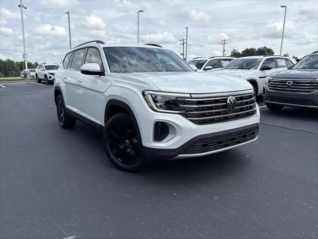 2026 Volkswagen Atlas SE with Technology