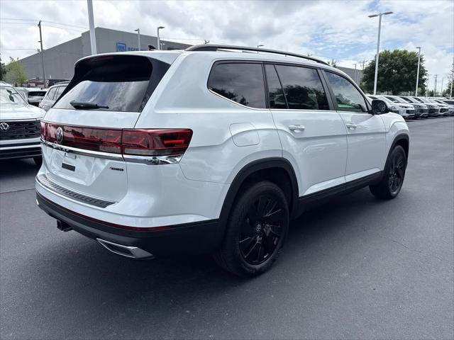 2026 Volkswagen Atlas SE with Technology