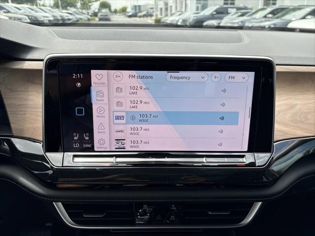 2026 Volkswagen Atlas SE with Technology