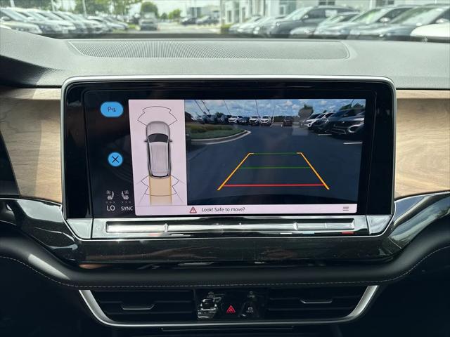 2026 Volkswagen Atlas SE with Technology