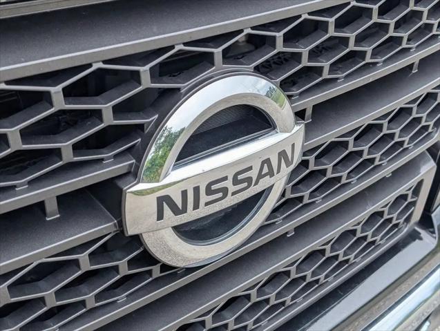 2021 Nissan Titan Crew Cab SV 4x2