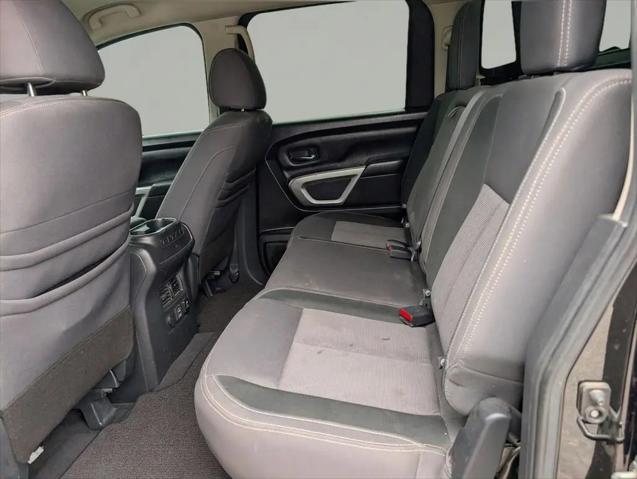 2021 Nissan Titan Crew Cab SV 4x2