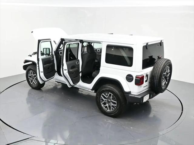 2026 Jeep Wrangler 4-Door Sahara 4x4