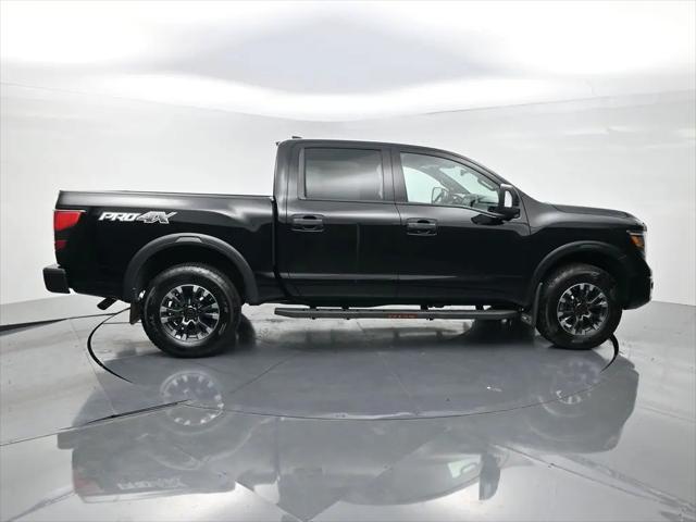 2024 Nissan Titan Crew Cab PRO-4X 4x4