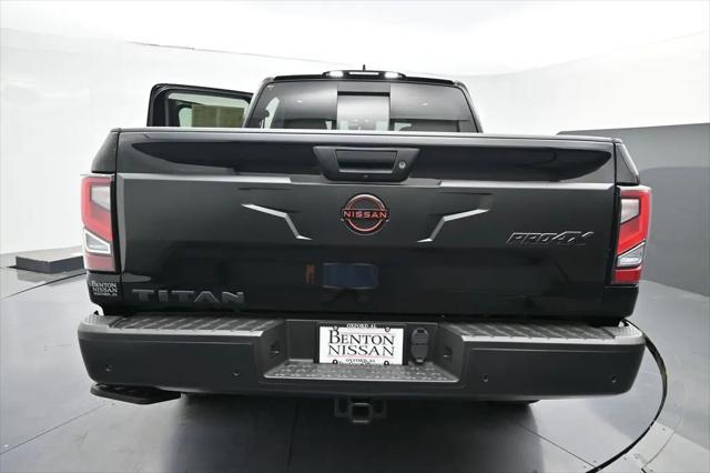 2024 Nissan Titan Crew Cab PRO-4X 4x4