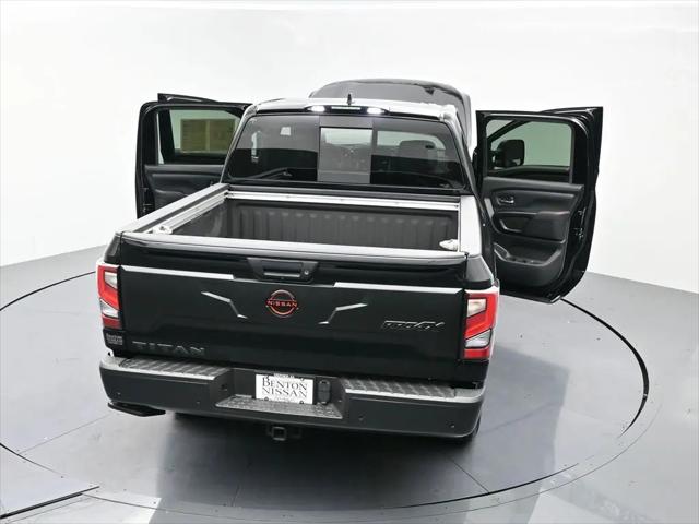 2024 Nissan Titan Crew Cab PRO-4X 4x4