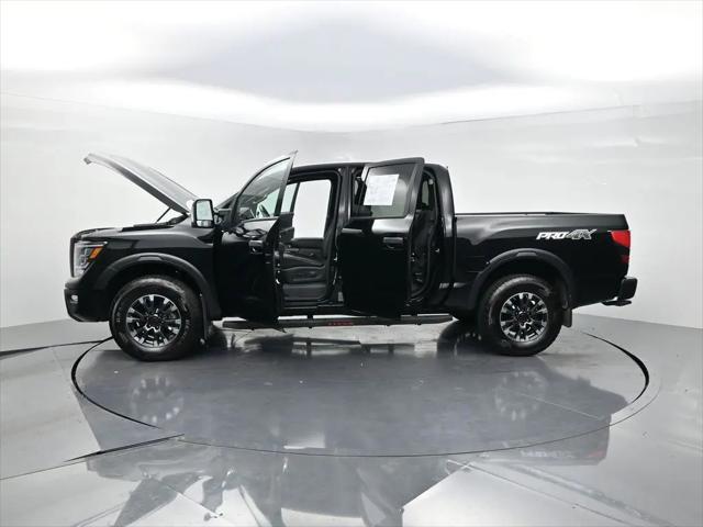 2024 Nissan Titan Crew Cab PRO-4X 4x4