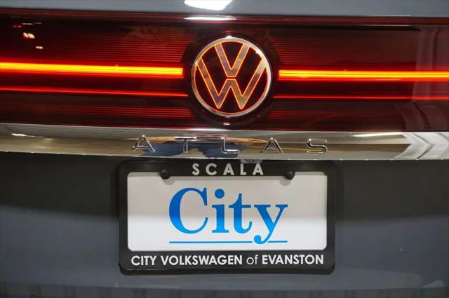 2026 Volkswagen Atlas SE with Technology